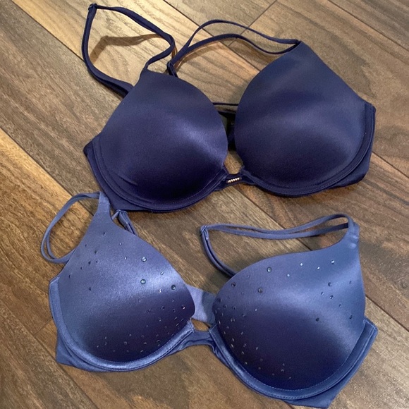 2 Victoria’s Secret Push Up Bras size 32C “very sexy” - Picture 1 of 8